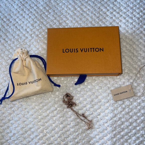 Louis Vuitton Jewelry - Authentic Louis Vuitton necklace